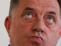 VIC DANA: Ušao Dodik u knjižaru u Beogradu, pa zatražio izdanje knjige neobičnog naslova...
