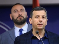 VUKANOVIĆ OTVORENO O POTRESIMA U STRANCI: 'Savanoviću sam rekao da bi s brojem 3 lako prošao, on se ustao i otišao'