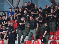 FINALE PRETVORENO U INCIDENT: Navijači izazvali nerede, policija hapsila zbog nasilja i govora mržnje