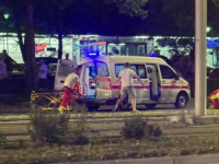 PIJAN I S PONIŠTENOM VOZAČKOM VOZIO MLADIĆA NA KROVU: Određen mu pritvor