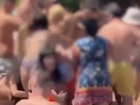 HOROR U POZNATOM RESORTU: Tinejdžerka (13) brutalno pretučena na bazenu, majke u panici spašavale djecu (VIDEO)