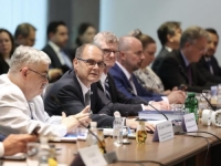 OŠTRA PORUKA IZ STATE DEPARTMENTA: Razočarani smo podjelama u PIC-u, očekujemo da Schmidt odstupi