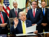 'IZ OČAJA': Ajatolah bocnuo Trumpa nakon što je prekinuta blokada Hormuškog moreuza