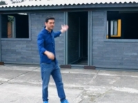 ČETVERO LJUDI OVU KUĆU SAGRADI ZA 5 DANA, MATERIJAL JEFTINIJI OD CIGLE: U čemu je tajna? (VIDEO)
