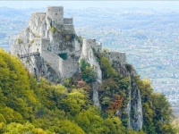 BROJNE REAKCIJA ZBOG ZASTAVE BiH POSTAVLJENE NA KULI U SREBRENIKU: Oglasili se iz Turističke zajednice  (FOTO)
