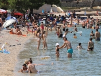 PAR IZ BiH NA DRUŠTVENOJ MREŽI TRAŽIO SAVJET O LJETOVANJU U HRVATSKOJ: 'Ovo mjesto zaobiđite u širokom luku, živi užas'