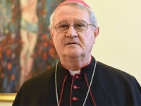 HRVATSKI NADBISKUP IZNENADIO SVE: 'Ljudi ne umiru od manjka kruha, nego od...'
