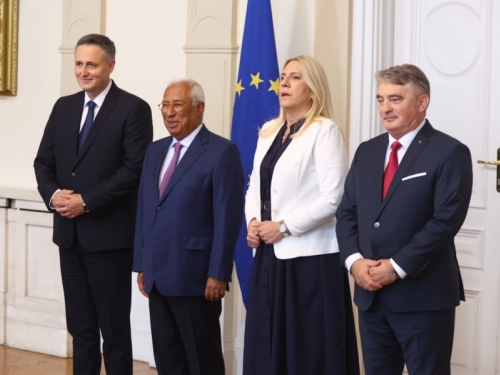 KOMŠIĆ PORUČIO COSTI: 'Evropa ne može podržavati nezakonite odluke ako je vladavina prava temelj EU'
