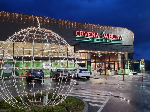 INCIDENT U BIHAĆU: Radnici 'Crvene jabuke' dobili prijetnje otkazom zbog dresova Bosne i Hercegovine