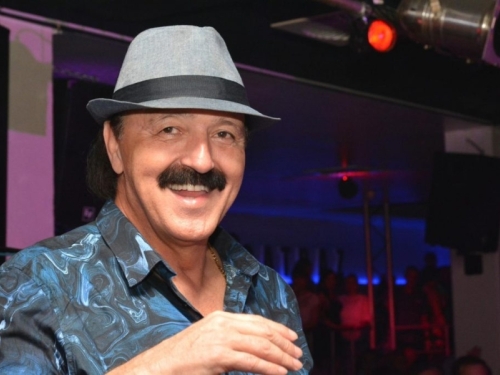 'SKUPIO SAM 250 NEOPRAVDANIH': Haris Džinović iskreno o školskim danima i problemima koje je pravio