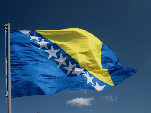 RODOM IZ SRBIJE: Himnu Bosne i Hercegovine na otvaranju Svjetskog prvenstva u nogometu izvest će...