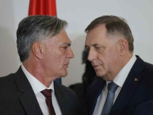 PROCURILI DETALJI SKANDALA U VRHU SNSD-a: Siniši Karanu pozlilo nakon razgovora sa Dodikom, odmah je prebačen u bolnicu!