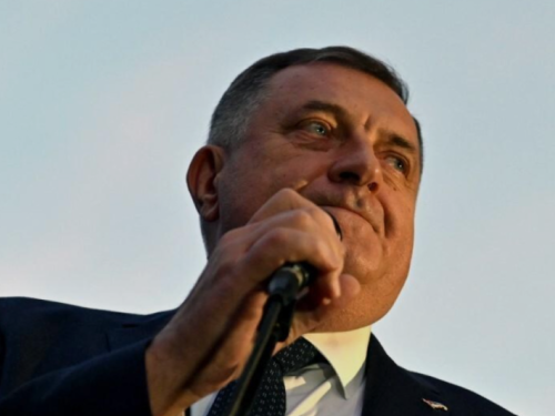 HLADAN TUŠ ZA DODIKA: Njegov favorit ispao iz igre, otkriveno ko je glavni kandidat za šefa OHR-a
