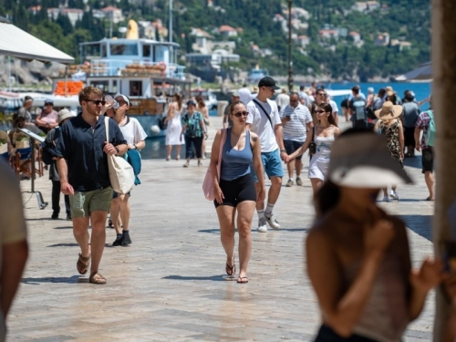 TURISTI NE ŠTEDE HRVATSKU: Ogorčeni cijenama u Dalmaciji, 'Sve je postalo luksuz, više ne prepoznajem...'