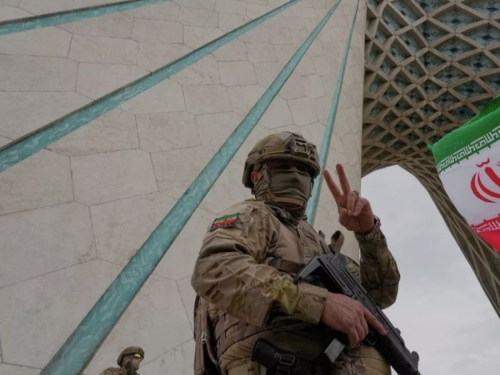 KOGA SRBIJA PODRŽAVA U RATOVIMA: Iran ili SAD?