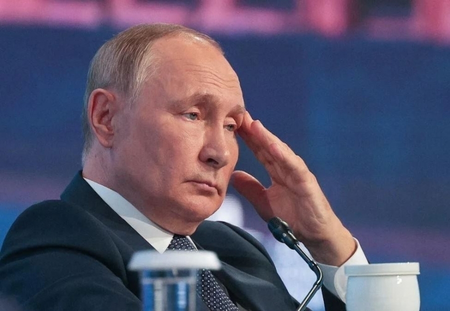 PUTIN STAVIO PRST NA ČELO: 'Za sada nema smisla za sastanak sa Zelenskim! Autor pisma spominje moju dob'
