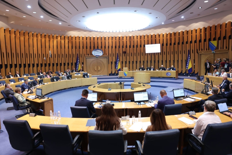 'SB' NA LICU MJESTA: Dom naroda PSBiH usvojio principe Prijedloga zakona o VSTV-u (FOTO)