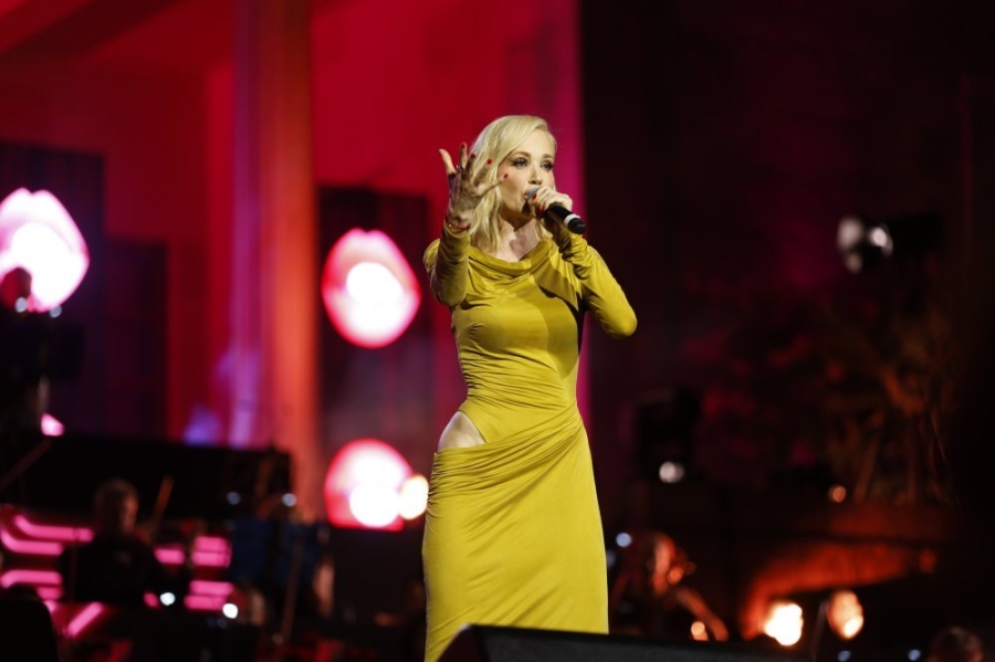 JELENA ROZGA OTKRILA DETALJ O KOJEM DOSAD NIJE GOVORILA: Evo šta misli o prezimenu nakon udaje