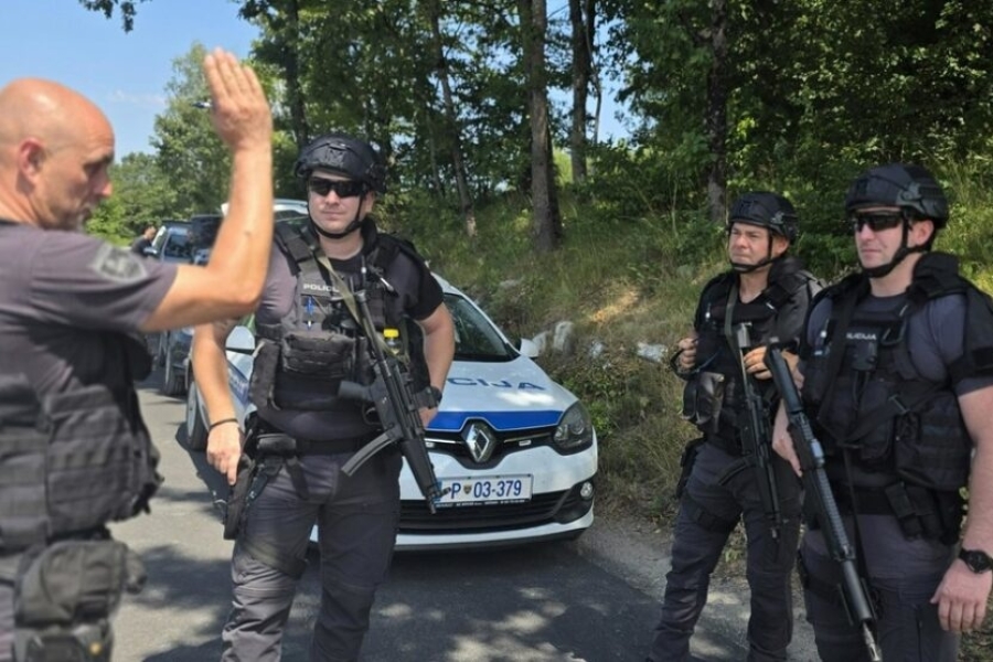 KRVAVI OBRAČUN: Aleksić u šumi upucao slovenskog policajca, oteo mu oružje i uzeo taoca