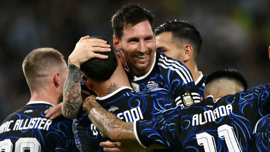 SVE JE SPREMNO ZA NAJVEĆI KLASIK MUNDIJALA: Argentina protiv Engleske u dresovima iz legendarne 1986. godine, FIFA im ispunila želju koju je Francuzima zabranila