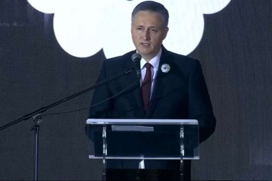 DENIS BEĆIROVIĆ POVODOM 31. GODIŠNJICE GENOCIDA: 'Srebrenica nije samo bosanskohercegovačka rana, nego univerzalna opomena čovječanstvu'