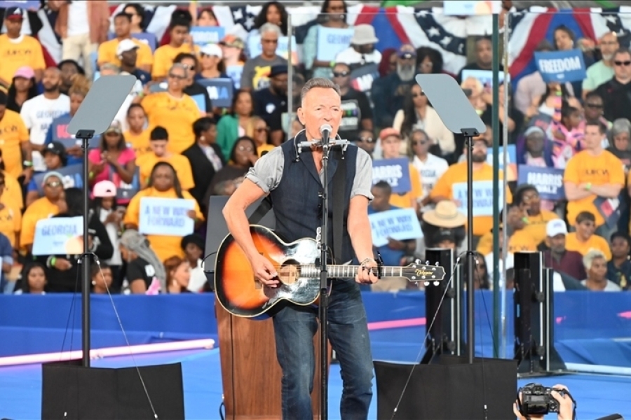 LEGENDARNI MUZIČAR BEZ ZADRŠKE O TRUMPU: 'Amerikom upravlja brod luđaka'
