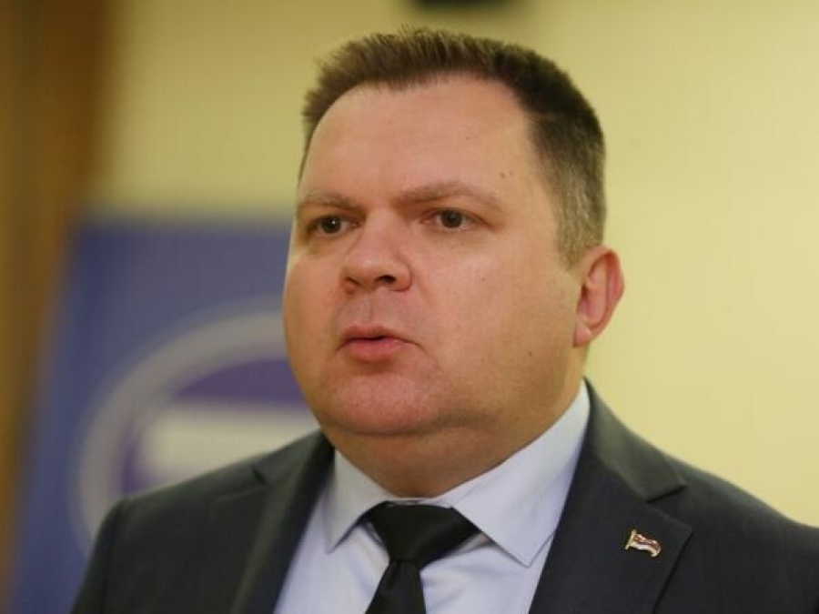 MINISTAR ŽELJKO BUDIMIR O NASILNOJ POLICIJSKOJ AKCIJI NA PALAMA: 'Meta je bio organizovani kriminal'