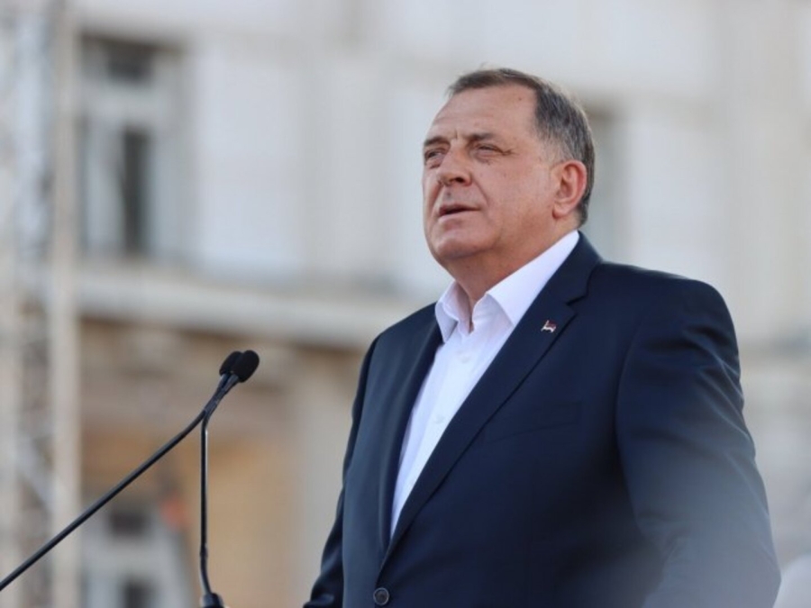 DODIK TRAŽI TRUMPOVU PAŽNJU: Ponovo ga je nahvalio i spomenuo 'odsijecanje srpskih glava'