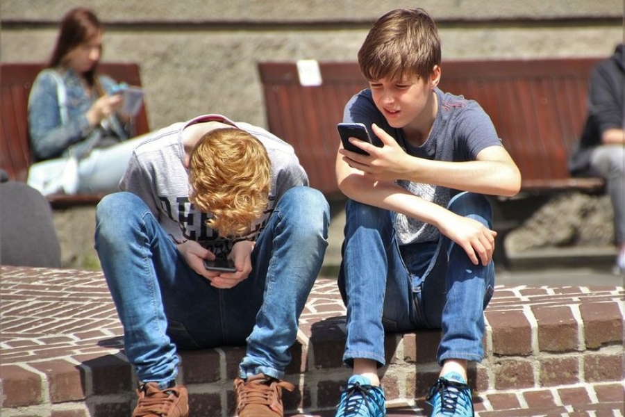 NEMA VIŠE TIKTOKA I INSTAGRAMA PRIJE 15. GODINE: U ovoj evropskoj državi, djeca ostaju bez naloga na društvenim mrežama