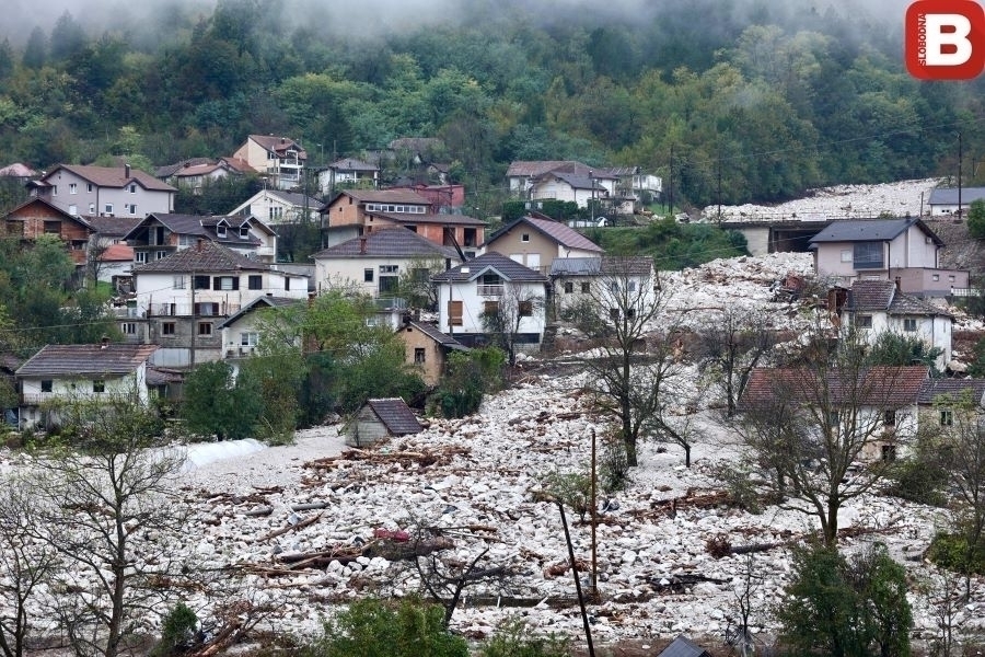 STEŽE SE OBRUČ OKO ODGOVORNIH ZA TRAGEDIJU U DONJOJ JABLANICI: Federalna policija na terenu, izuzimaju se dokazi iz šest firmi