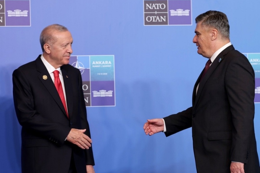 POSEBNA GRAVURA: Erdoğanov poklon Milanoviću nije ostao u predsjedničkom uredu, evo gdje će završiti