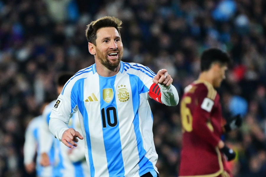 SVI ĆE GLEDATI U JEDAN DETALJ: Messi protiv Španije istrčava u dresu kakav niko nikada nije nosio