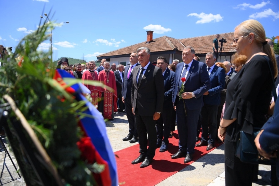 BANJA LUKA U NOVOM SKANDALU: Fabrikuju i preuveličavaju brojke o srpskim žrtvama oko Bratunca dok negiraju genocid u Srebrenici