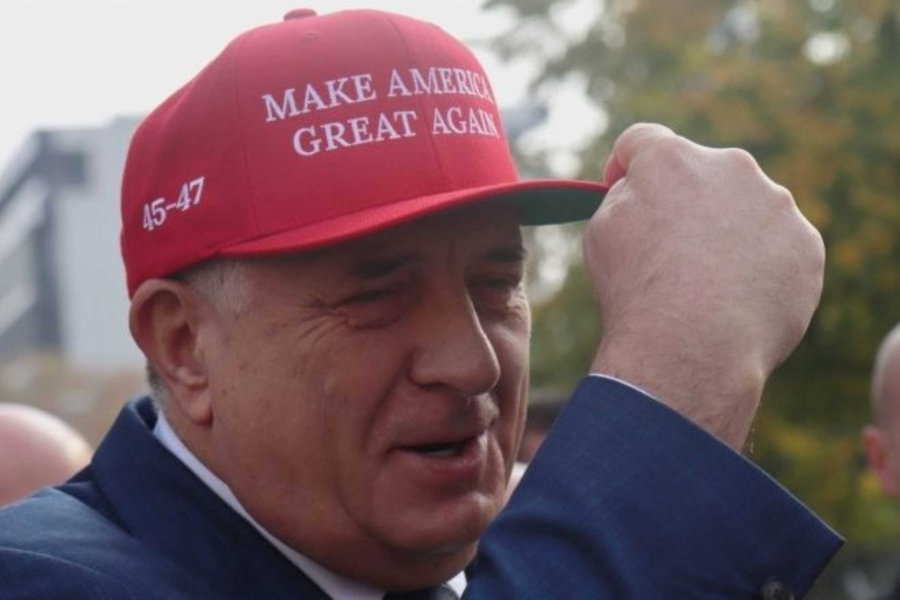 BIZARNE SCENE U BANJOJ LUCI: Pogledajte ćega su se dosjetili Dodik i ekipa... (FOTO)