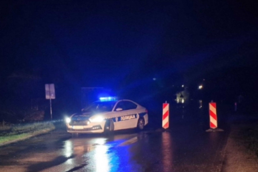 UŽAS U KRAJINI: Vozač preminuo poslije sudara