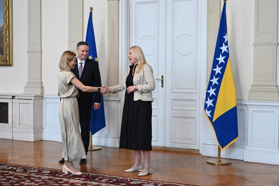 'SB' U PREDSJEDNIŠTVU BiH: Kaja Kallas stigla u Sarajevo, dočekali je Bećirović i Cvijanović (FOTO)