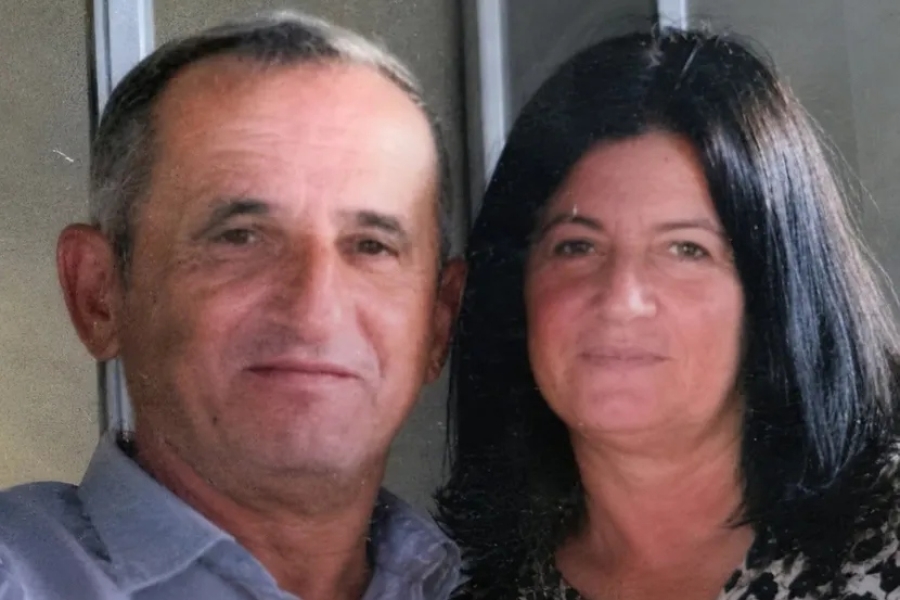 OVO JE KUĆA U KOJOJ SU UBIJENI KOSTA I LELA: Bivši zet ih pobio dok su se spremali za posao, pa im oteo kćerku
