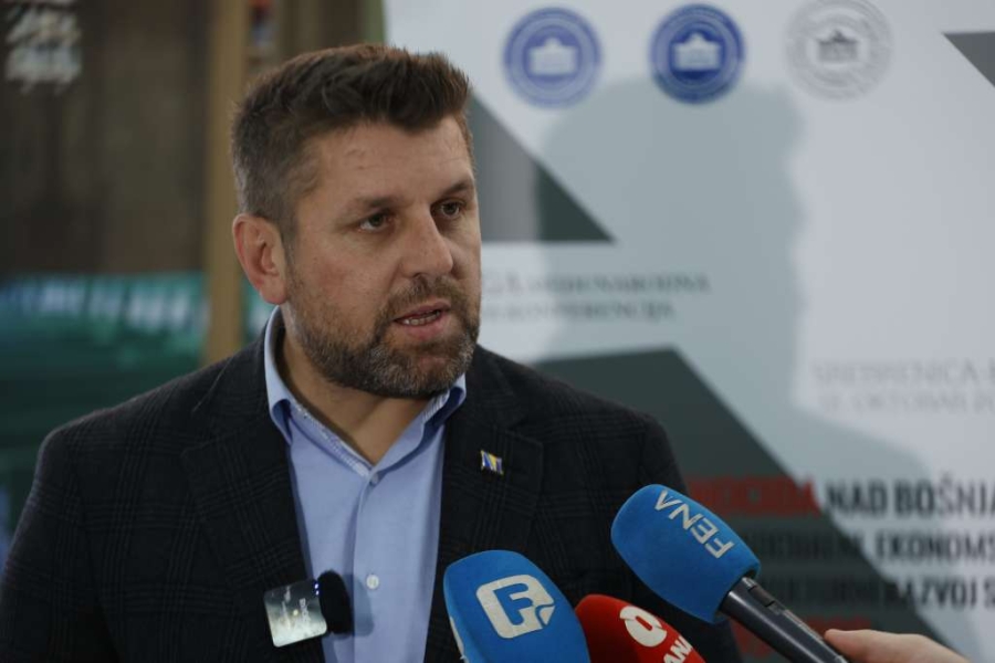 ĆAMIL DURAKOVIĆ, POTPREDSJEDNIK REPUBLIKE SRPSKE: 'Negiraju se prava bošnjačke zajednice u pristupu sigurnosti, obrazovanju, zapošljavanju, moj mandat je....'