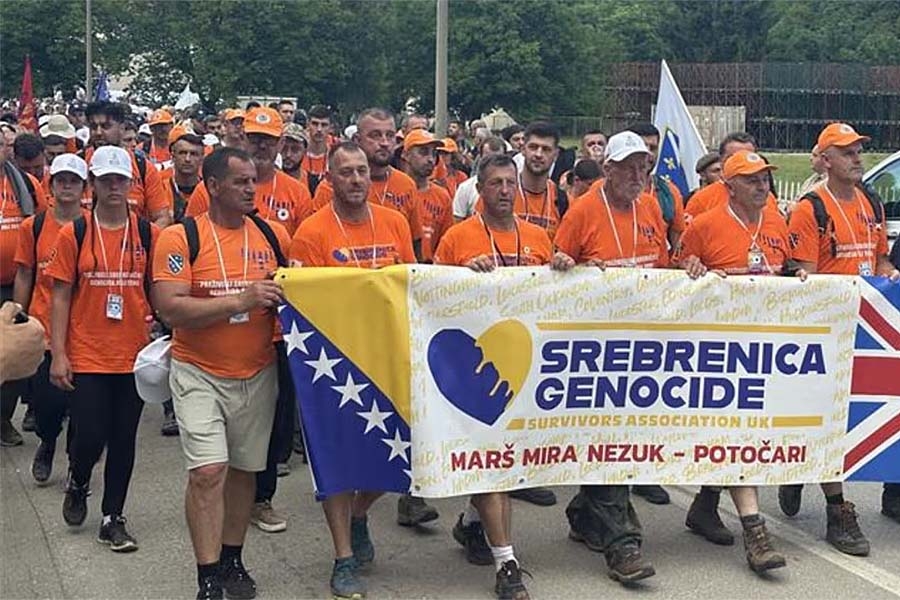 NEPREGLEDNA KOLONA: Hiljade ljudi krenulo iz Nezuka na 'Marš mira' ka Srebrenici, planirano je da stignu...