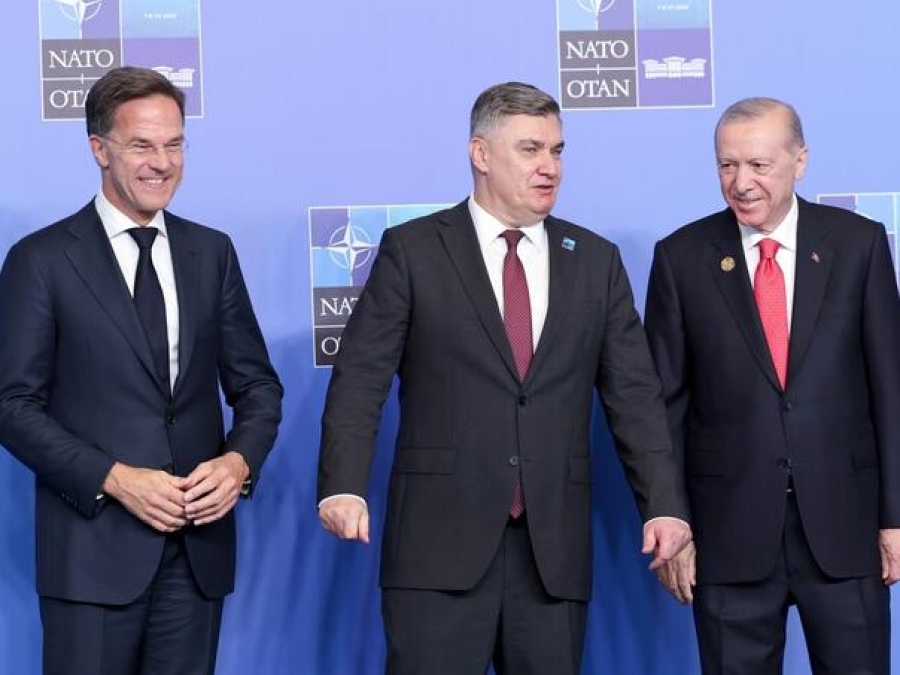 MILANOVIĆ IRONIČNO O SRBIJI: 'Nadam se da neće kupiti nosač aviona na točkovima'