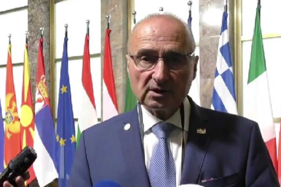 GRLIĆ RADMAN ZADOVOLJAN: 'Sporazum o provedbi projekta južne plinske interkonekcije važan je...!'