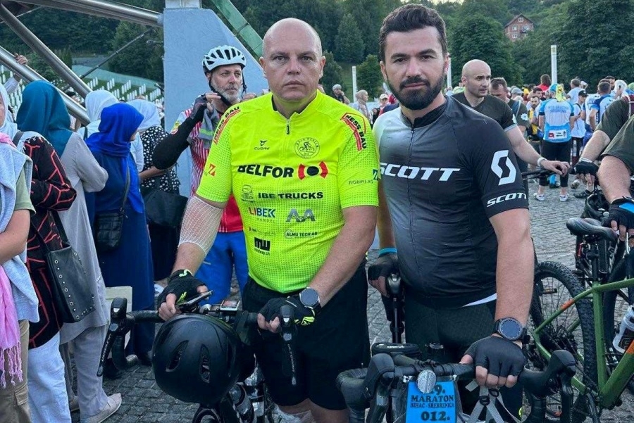 MUSTAFA RUŽNIĆ VEĆ DVIJE DECENIJE PJEŠAČI I VOZI MARATON: 'Da se više nikada i nikome ne ponovi Srebrenica'