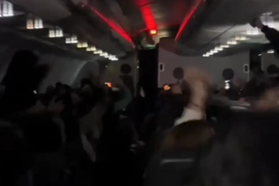 ŠALA U AVIONU POSTALA HIT: Pilot uvjerio Argentince da su ponovo prvaci svijeta (VIDEO)