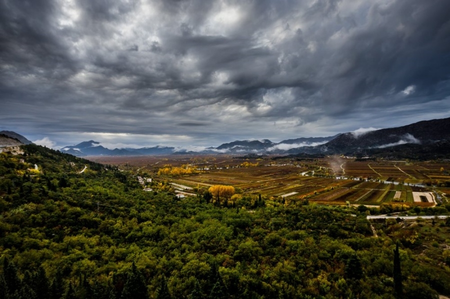 METEOROLOG UPOZORAVA:  Evo zašto se oluje nad Bosnom posljednjih dana kreću 'naopako'