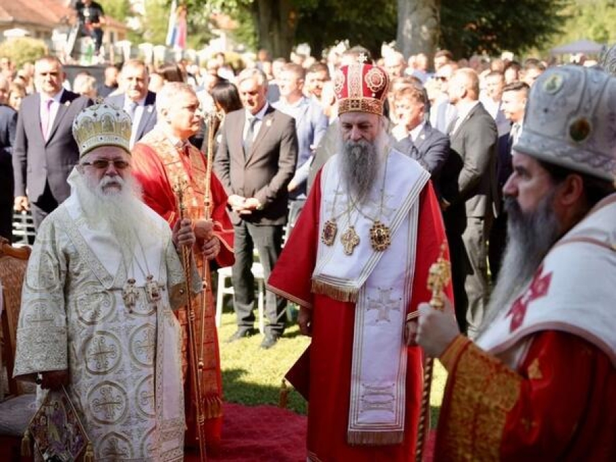 PATRIJARH SPC PORFIRIJE U BRATUNCU: 'Svijet nas mrzi i progoni'