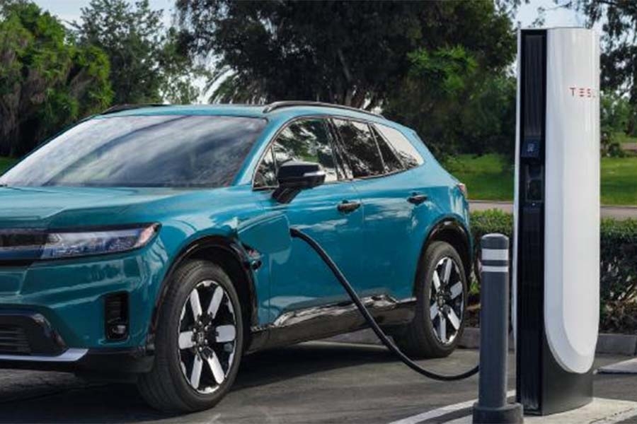 PIŠI PROPALO: Slavna automobilska kompanija u vjetar bacila milijarde dolara, ukinut i posljednji električni model...