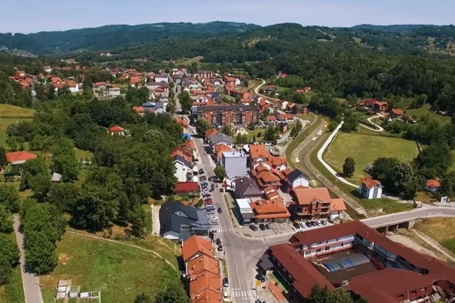 NEZAPAMĆEN SLUČAJ U BiH: Dok su sahranjivali sina lopov im iz kuće odnio 4.750 KM