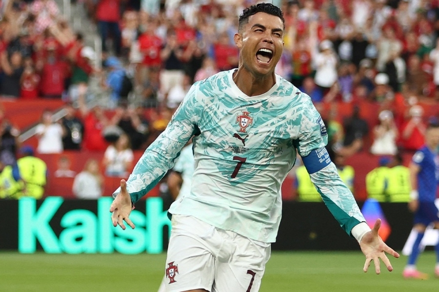 LISTA NAJBOGATIJIH FUDBALERA SVIJETA: Ronaldo 'težak' preko milijardu, a evo gdje je Messi