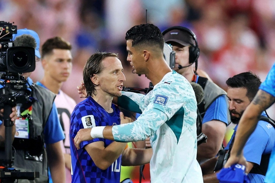 OVO JE NASMIJALO MNOGE: Otkriveno šta je sudac rekao Modriću i Ronaldu, njegov komentar obišao je svijet (VIDEO)