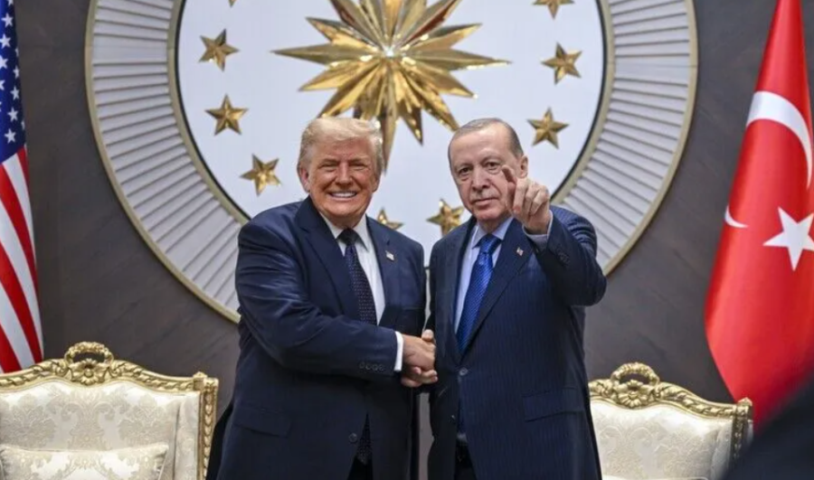 NE MOŽE SAKRITI ZADOVOLJSTVO: Reakcija predsjednika Turske kada je čuo šta mu je Trump obećao pred kamerama obilazi svijet (VIDEO)